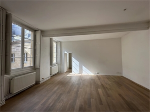 appartement à la vente -   33000  BORDEAUX, surface 74,8 m2 vente appartement - APR672212